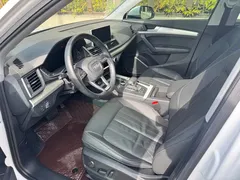 2020 Audi Q5L 40 TFSI, белый — фото 10