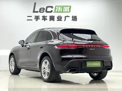 2023 Porsche Macan 2.0T — фото 21