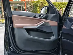 2021 BMW X5 M, чёрный — фото 24