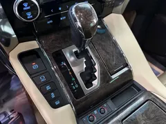 2021 Toyota Vellfire Hybrid 2.5L HV Premium, белый — фото 14