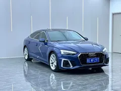 2023 Audi A5 Sportback 40 TFSI, синий — фото 3
