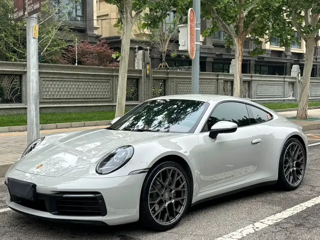2020 Porsche 911 Carrera 3.0T