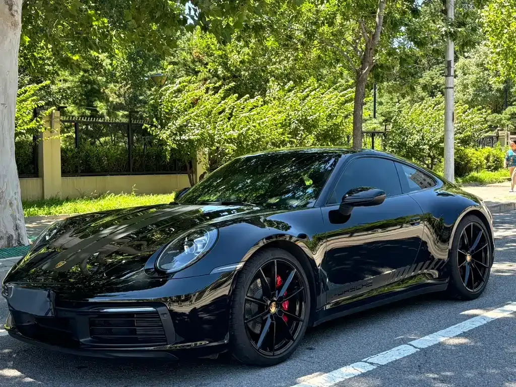 2022 Porsche 911 Carrera 3.0T