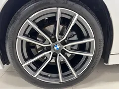 2023 BMW 3 Series 320Li M Sport Package, белый — фото 24