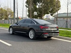 2022 Audi A6L 45 TFSI Select Sport, чёрный — фото 12
