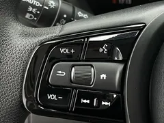 2023 Honda Vezel 1.5L CVT Pioneer, белый — фото 15