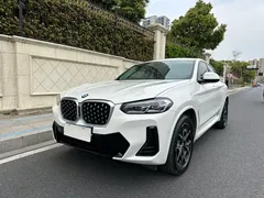 2022 BMW X4 xDrive 25i M, белый — фото 1
