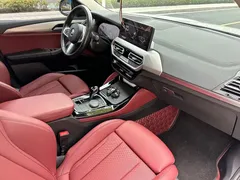 2022 BMW X4 xDrive 25i M, белый — фото 5