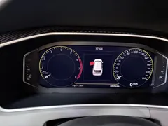2023 Volkswagen Tayron 300TSI 2WD Plus, белый — фото 9