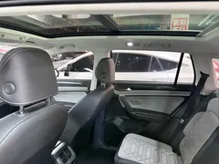 2023 Volkswagen Tayron 300TSI 2WD Plus, белый — фото 12