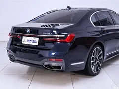 2019 BMW 7 Series 740Li Leading M Sport Package, чёрный — фото 8