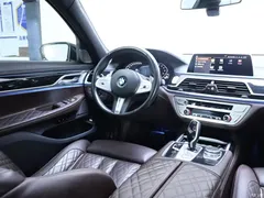 2019 BMW 7 Series 740Li Leading M Sport Package, чёрный — фото 14