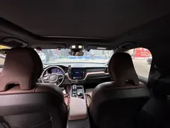 2023 Volvo XC60 4WD Luxury, чёрный — фото 9