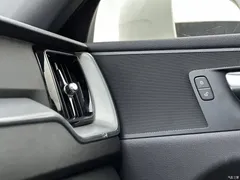 2021 Volvo XC60 T5 4WD Zhiyuan Luxury, белый — фото 10