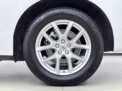 2021 Volvo XC60 T5 4WD Zhiyuan Luxury, белый — фото 11