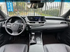2021 Lexus ES 200, синий — фото 5