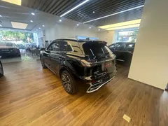 2023 Hongqi HS5 2.0T 4WD Pro, чёрный — фото 5