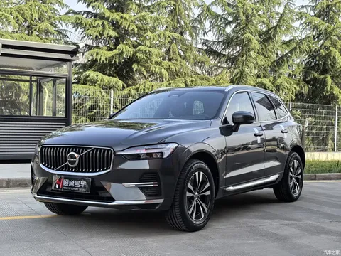 2022 Volvo XC60 B5 4WD Zhiyi Luxury