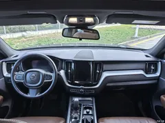 2022 Volvo XC60 B5 4WD Zhiyi Luxury — фото 4