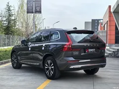 2022 Volvo XC60 B5 4WD Zhiyi Luxury — фото 25