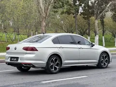 2023 Volkswagen Magotan 200 330TSI DSG — фото 13