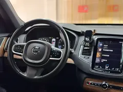 2021 Volvo XC90 B5 Luxury 5, чёрный — фото 6