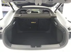 2022 Changan UNI-V 1.5T Premium Type, белый — фото 4