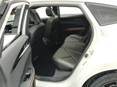 2022 Changan UNI-V 1.5T Premium Type, белый — фото 11