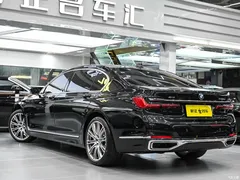2021 BMW 7 Series 740Li xDrive Executive Luxury Package, чёрный — фото 6