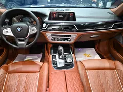2021 BMW 7 Series 740Li xDrive Executive Luxury Package, чёрный — фото 24