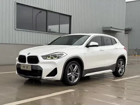 2022 BMW X2 sDrive25i M