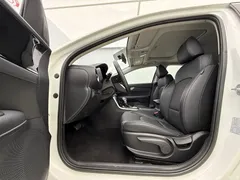 2021 Kia K3 1.5L CVT Fashion, белый — фото 11