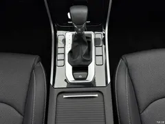 2021 Kia K3 1.5L CVT Fashion, белый — фото 18