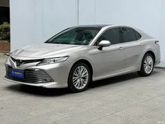 2019 Toyota Camry 2.5G Luxury National VI — фото 1