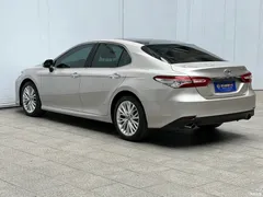 2019 Toyota Camry 2.5G Luxury National VI — фото 9