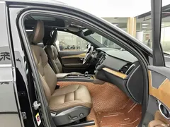 2023 Volvo XC90 B6 Zhiyi Luxury 7-seater, чёрный — фото 6