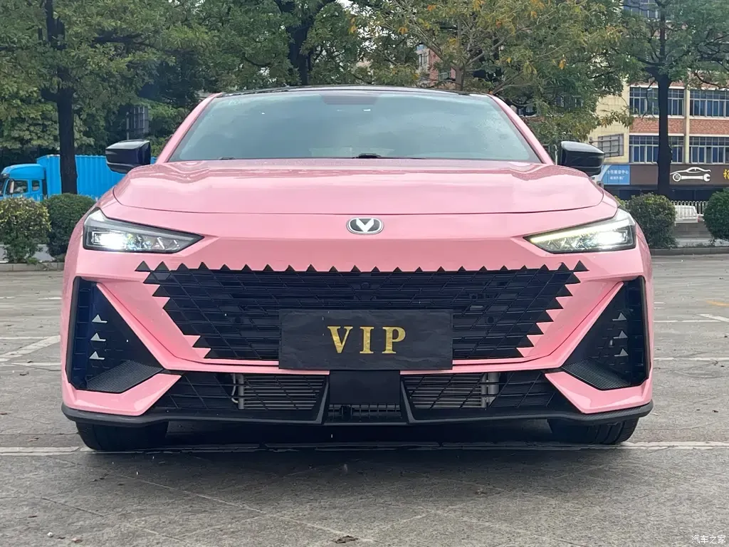 2022 Changan UNI-V 1.5T Premium Type