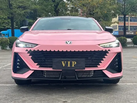2022 Changan UNI-V 1.5T Premium Type
