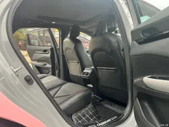 2022 Changan UNI-V 1.5T Premium Type — фото 12