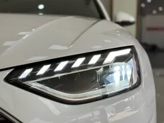 2020 Audi A4L 40 TFSI quattro, белый — фото 4