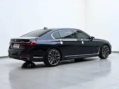 2019 BMW 7 Series Modified 730Li M Sports Package, чёрный — фото 7