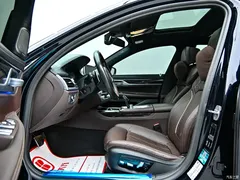2019 BMW 7 Series Modified 730Li M Sports Package, чёрный — фото 11