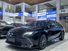2021 Toyota Camry 2.5G Luxury, чёрный — фото 1