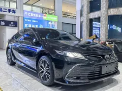 2021 Toyota Camry 2.5G Luxury, чёрный — фото 3