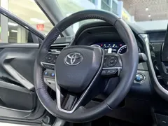 2021 Toyota Camry 2.5G Luxury, чёрный — фото 16