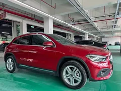2022 Mercedes-Benz GLA 200 — фото 3