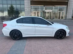 2021 BMW 1 Series 125i M Sport Night Edition, белый — фото 6