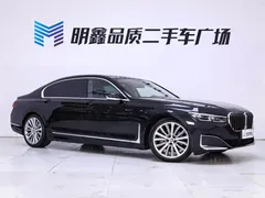 2021 BMW 7 Series 740Li Leading Luxury Package, чёрный — фото 5