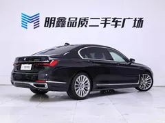 2021 BMW 7 Series 740Li Leading Luxury Package, чёрный — фото 7