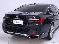 2021 BMW 7 Series 740Li Leading Luxury Package, чёрный — фото 8